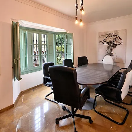 بيت ضيافة Arte De Aguilas مالقة